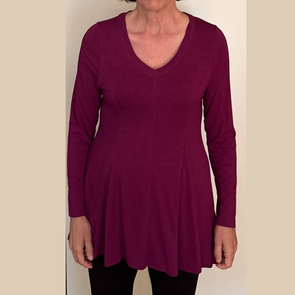Soft Surroundings long top with long sleeves, size small